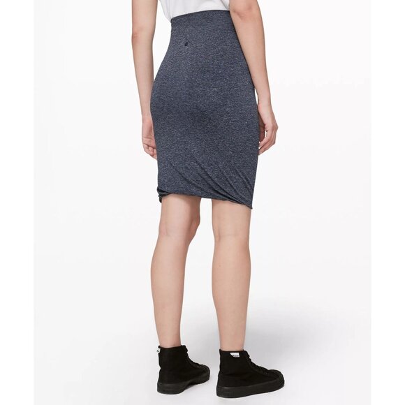 NWT Lululemon Boulevard Bliss Heathered Blue Athletic Skirt Sz 6 - Picture 4 of 9